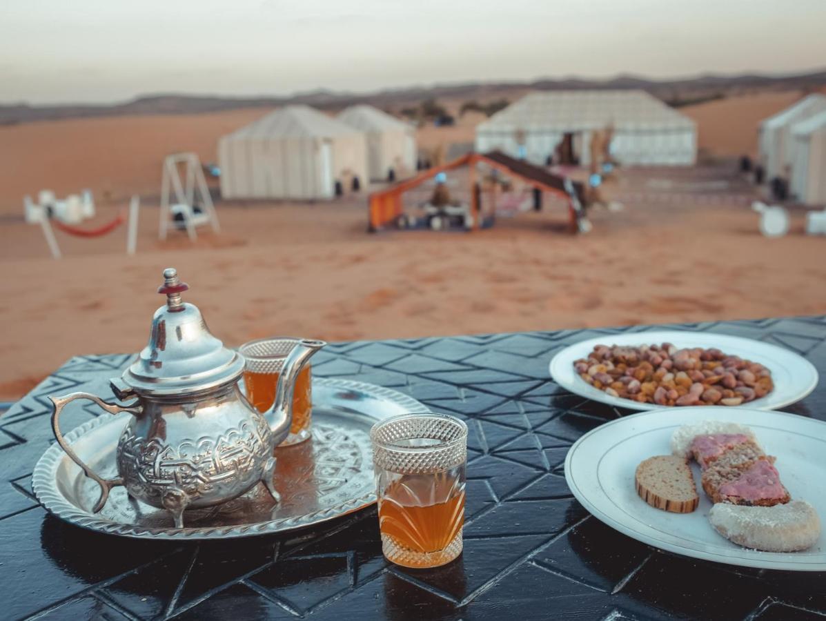 Bed and Breakfast Camel Luxury Camp Merzouga Esterno foto