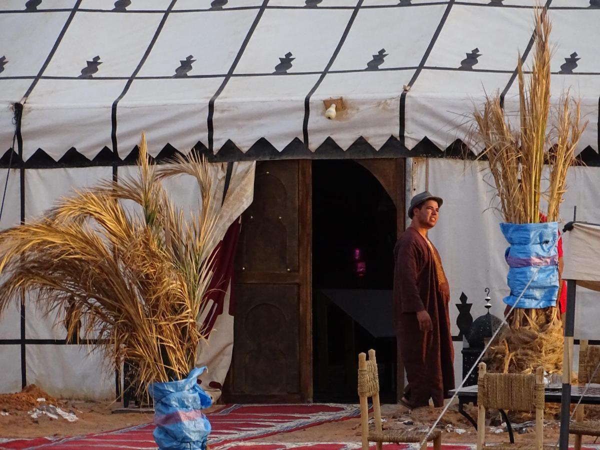 Bed and Breakfast Camel Luxury Camp Merzouga Esterno foto