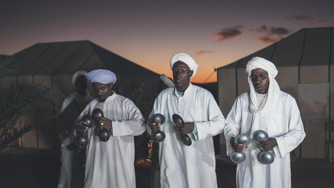 Bed and Breakfast Camel Luxury Camp Merzouga Esterno foto